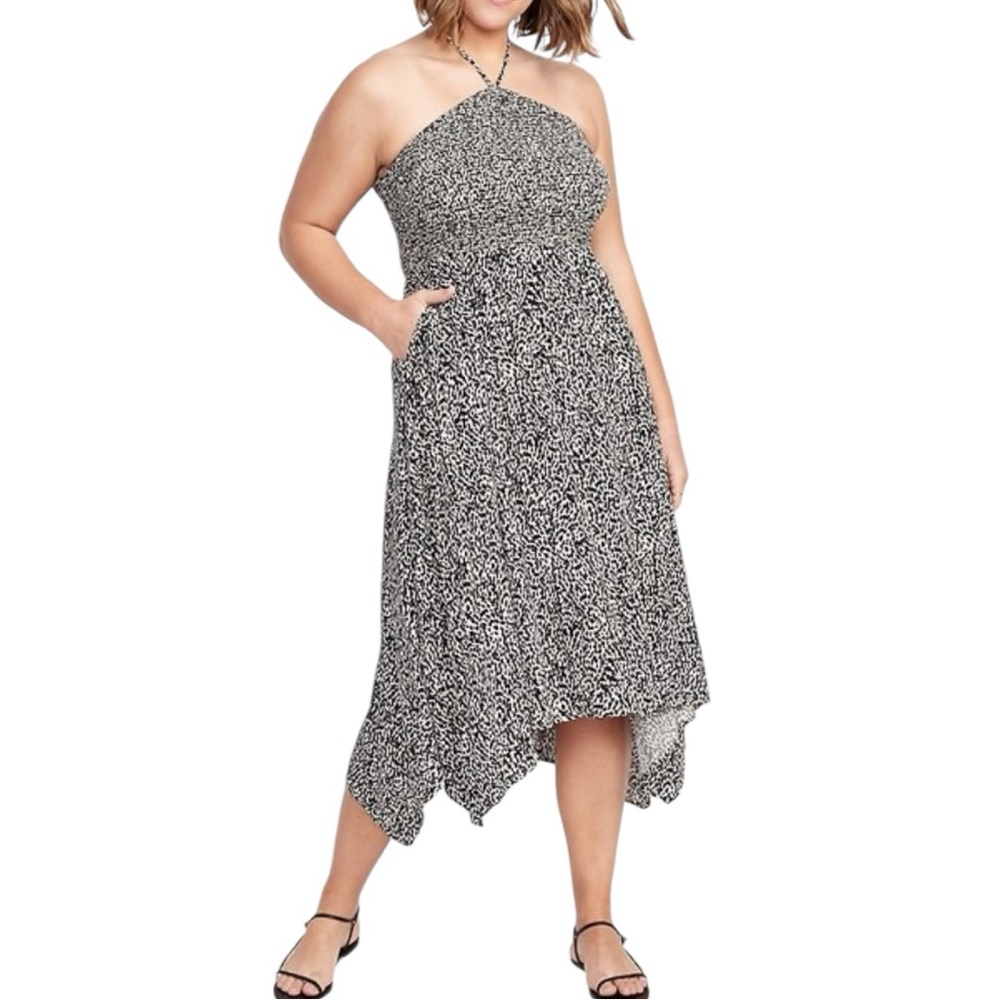 Old Navy Women’s Fit & Flare‎ Printed Crinkled Halter Midi Dress  Sz L